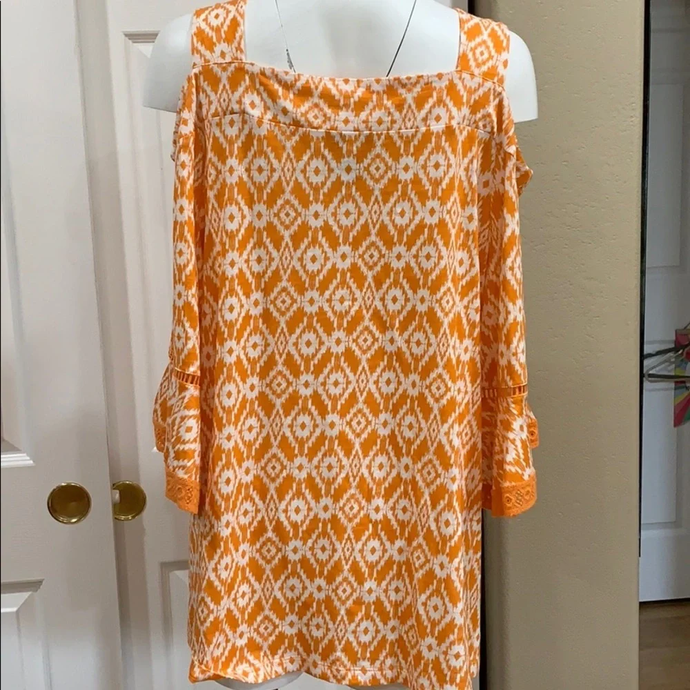 Catherines top - size 1X - Picture 6 of 9